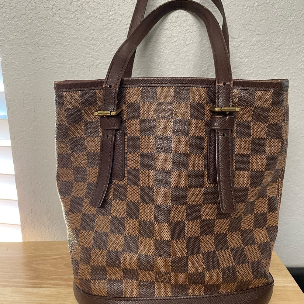 Louis Vuitton bucket bag